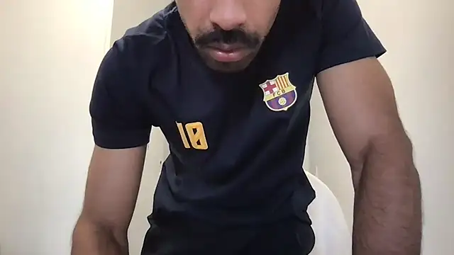 Lucascacaca online show from 04-13-26, 04:44