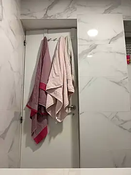 Lucascacaca online show from 04-16-26, 08:20