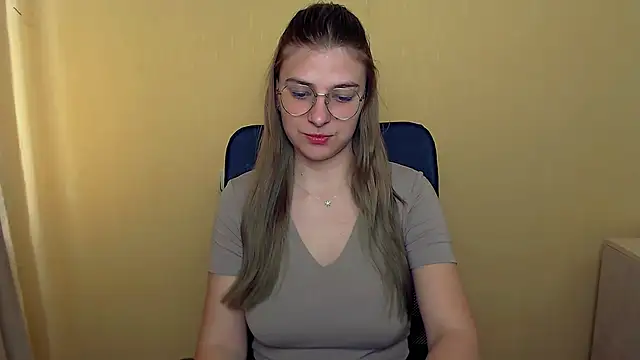 Snapshot of Luna_Lush_ chatting on 09-26-25, 12:56 Luna Lush online show from 09-26-25, 12:56