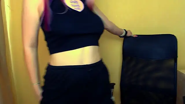 Snapshot of Luna_Lush_ chatting on 03-14-25, 11:45 Luna Lush online show from 03-14-25, 11:45