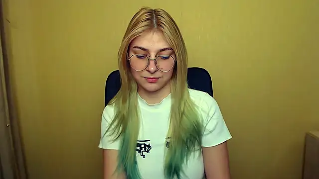 Snapshot of Luna_Lush_ chatting on 01-30-25, 12:48 Luna Lush online show from 01-30-25, 12:48