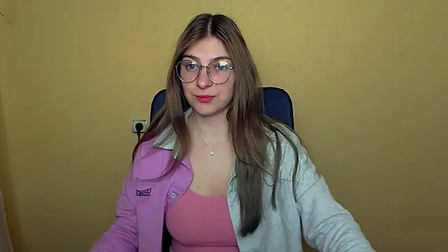 Snapshot of Luna_Lush_ chatting on 10-20-25, 09:54 Luna Lush online show from 10-20-25, 09:54