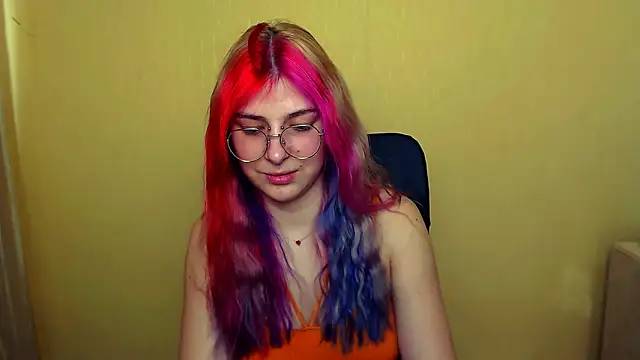 Snapshot of Luna_Lush_ chatting on 02-25-25, 12:16 Luna Lush online show from 02-25-25, 12:16