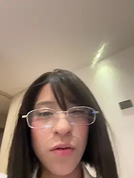 Snapshot of Sarah_cam06 chatting on 08-07-26, 02:39 Sarah cam06 online show from 08-07-26, 02:39