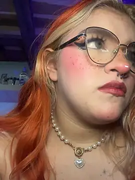 SophiaWeestt99 online show from 04-19-26, 04:46