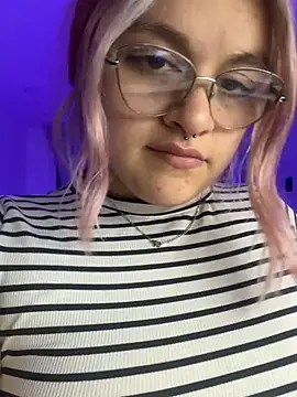 SophiaWeestt99 online show from 07-29-26, 04:01