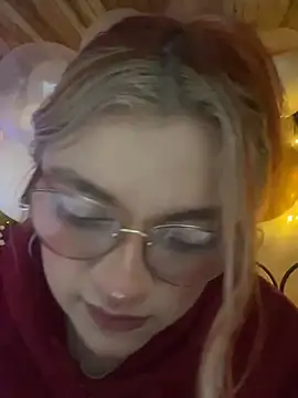 SophiaWeestt99 online show from 03-20-26, 03:40