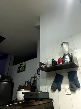 SophiaWeestt99 online show from 09-27-25, 11:00