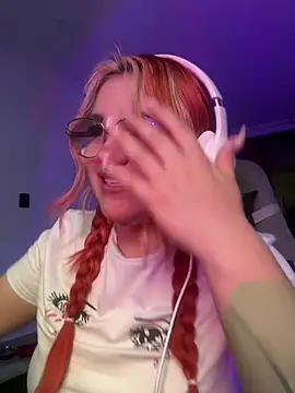 SophiaWeestt99 online show from 06-07-26, 05:23
