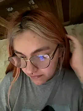 SophiaWeestt99 online show from 10-07-25, 02:12