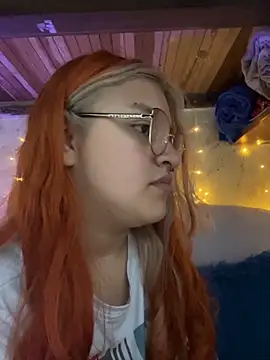 SophiaWeestt99 online show from 10-22-25, 02:22