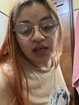 SophiaWeestt99 online show from 03-01-26, 03:39