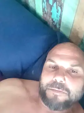Snapshot of Javierchico chatting on 05-21-26, 06:49 Javierchico online show from 05-21-26, 06:49