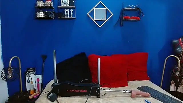 Aynle-toms online show from 03-08-25, 01:17