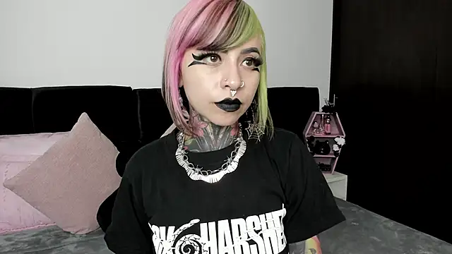 NikkiRamone online show from 01-24-25, 11:59