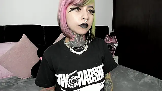 NikkiRamone online show from 01-24-25, 03:02