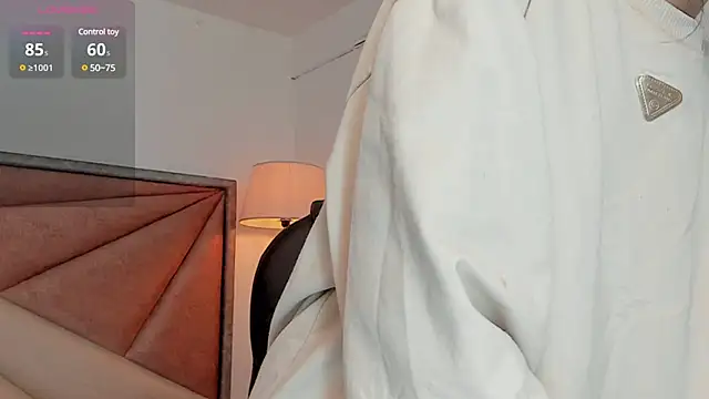 ZaraLim online show from 03-11-25, 12:06