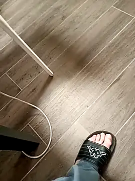 Snapshot of Porzz-6 chatting on 10-14-25, 08:53 Porzz-6 online show from 10-14-25, 08:53