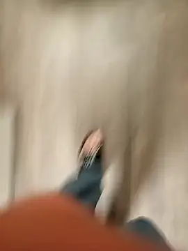 Snapshot of Porzz-6 chatting on 10-28-25, 05:45 Porzz-6 online show from 10-28-25, 05:45