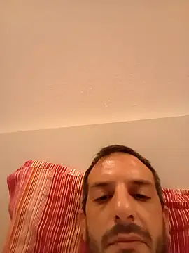 Snapshot of Porzz-6 chatting on 09-25-25, 01:33 Porzz-6 online show from 09-25-25, 01:33