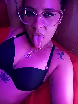 mariposapontiak420 online show from 02-27-25, 02:46