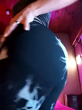 mariposapontiak420 online show from 03-14-25, 11:43