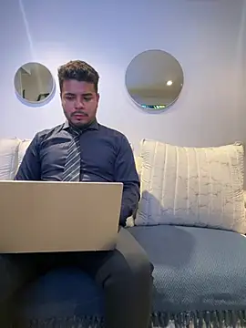 Snapshot of thiagowes chatting on 02-28-26, 03:39 thiagowes online show from 02-28-26, 03:39