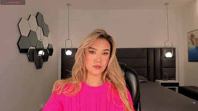 RebeccaHudson online show from 02-08-26, 05:32