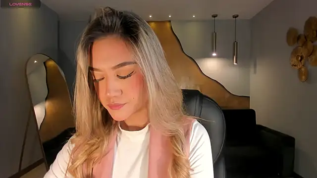 RebeccaHudson online show from 03-27-26, 06:42