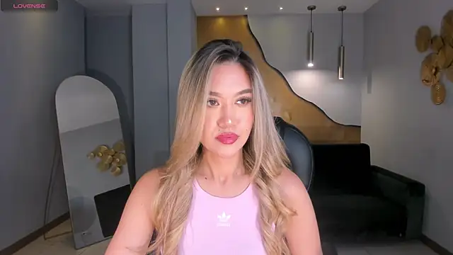 RebeccaHudson online show from 03-25-26, 07:24