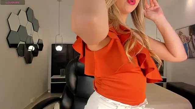 RebeccaHudson online show from 06-21-26, 06:36
