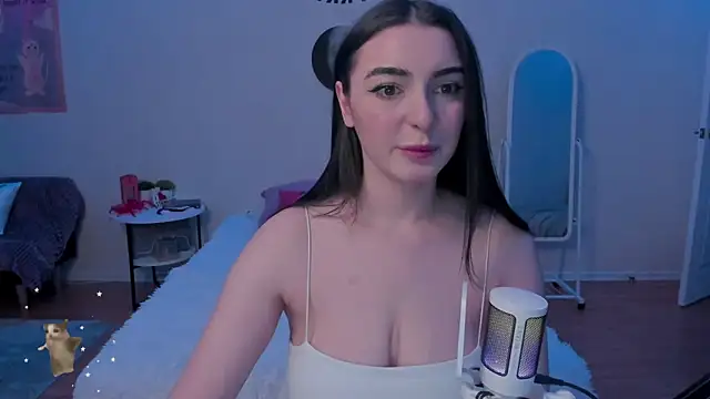 Snapshot of Taste_Jennyy chatting on 12-11-24, 01:05 Taste Jennyy online show from 12-11-24, 01:05