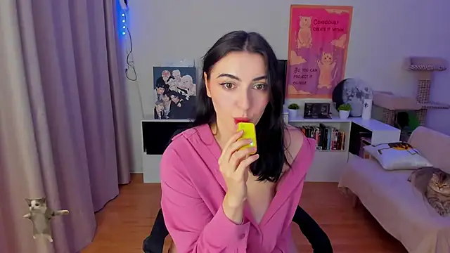 Snapshot of Taste_Jennyy chatting on 09-08-25, 04:39 Taste Jennyy online show from 09-08-25, 04:39