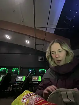 Snapshot of M1ssyk1ssy chatting on 12-22-24, 07:21 M1ssyk1ssy online show from 12-22-24, 07:21