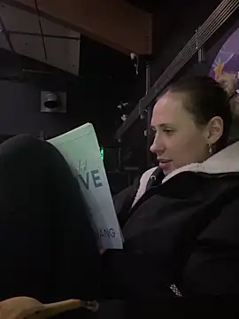 Snapshot of M1ssyk1ssy chatting on 02-05-25, 01:26 M1ssyk1ssy online show from 02-05-25, 01:26