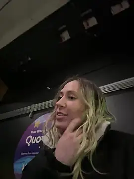 Snapshot of M1ssyk1ssy chatting on 01-13-25, 03:34 M1ssyk1ssy online show from 01-13-25, 03:34