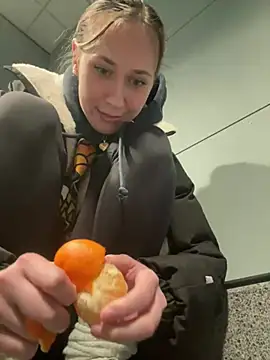 Snapshot of M1ssyk1ssy chatting on 01-09-25, 05:11 M1ssyk1ssy online show from 01-09-25, 05:11