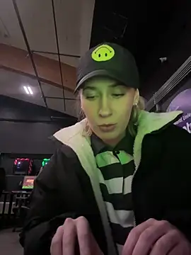 Snapshot of M1ssyk1ssy chatting on 01-22-25, 10:59 M1ssyk1ssy online show from 01-22-25, 10:59