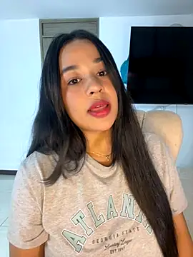 Aitana98  online show from 11-18-25, 01:21