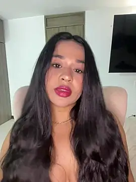 Snapshot of Aitana98_ chatting on 04-20-26, 01:30 Aitana98 online show from 04-20-26, 01:30