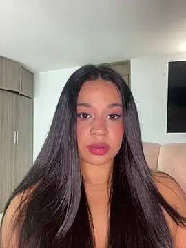 Snapshot of Aitana98_ chatting on 05-24-26, 01:27 Aitana98 online show from 05-24-26, 01:27