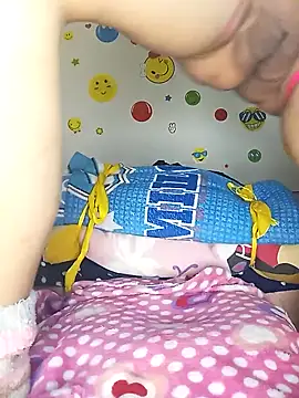 Snapshot of connie-big_hot-pussy chatting on 02-08-25, 04:25 connie-big hot-pussy online show from 02-08-25, 04:25