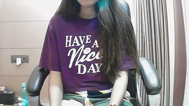 Snapshot of collage_hoty chatting on 10-12-25, 04:19 collage hoty online show from 10-12-25, 04:19