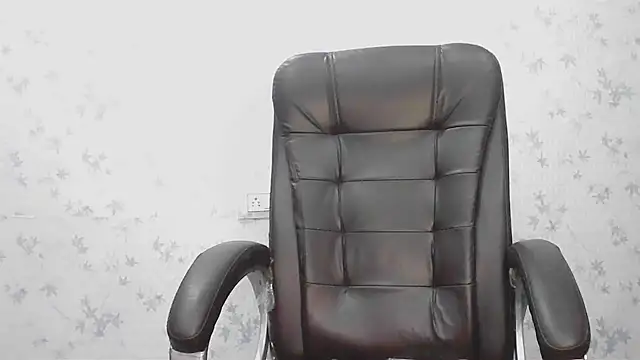 collage hoty online show from 02-06-26, 04:08