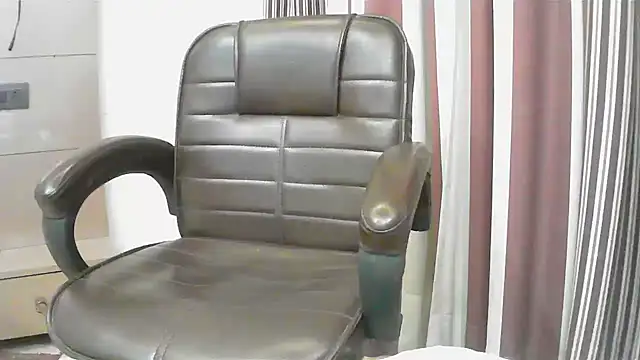 Snapshot of collage_hoty chatting on 03-23-25, 12:04 collage hoty online show from 03-23-25, 12:04