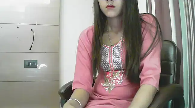 Snapshot of collage_hoty chatting on 03-05-25, 11:38 collage hoty online show from 03-05-25, 11:38