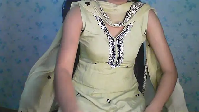 Snapshot of collage_hoty chatting on 06-21-26, 04:18 collage hoty online show from 06-21-26, 04:18