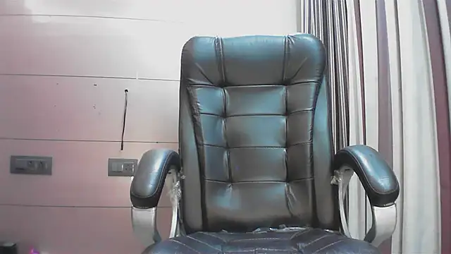 collage hoty online show from 11-21-25, 04:50