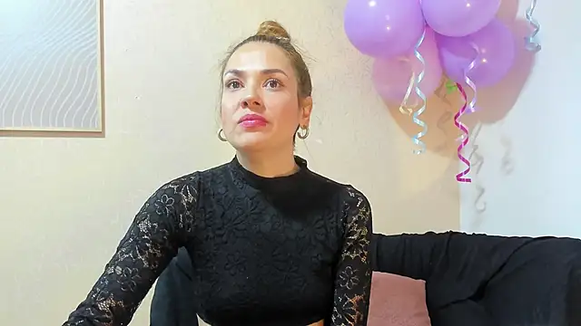 camilawm19 online show from 03-20-25, 10:10