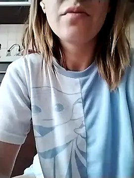 Snapshot of ladyrrr chatting on 07-08-26, 05:19 ladyrrr online show from 07-08-26, 05:19